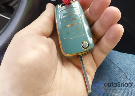 2011 Chevrolet Equinox 1Lt из США, поврежденный, VIN 2CNFLDE56B6263743